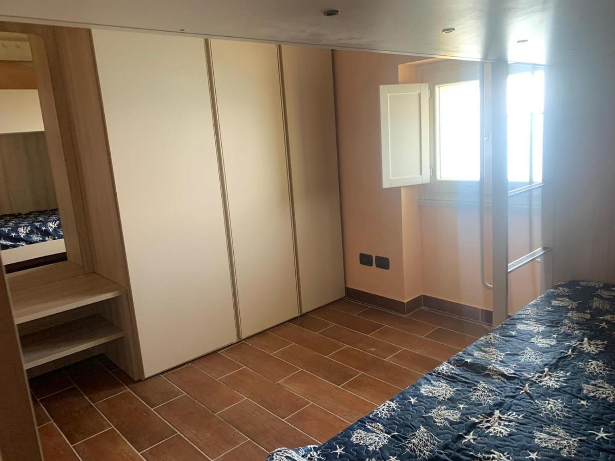 La Terrazza Nel Blu Imperia Exterior foto